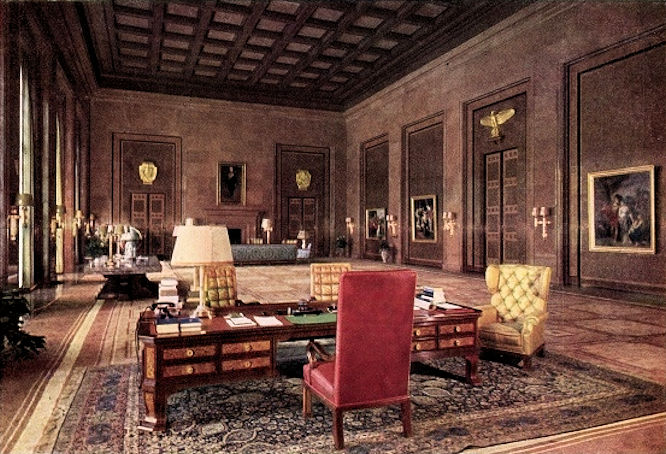 Neue Reichskanzlei Berlin. Architekt Professor Albert Speer. Arbeitszimmer des Führers.